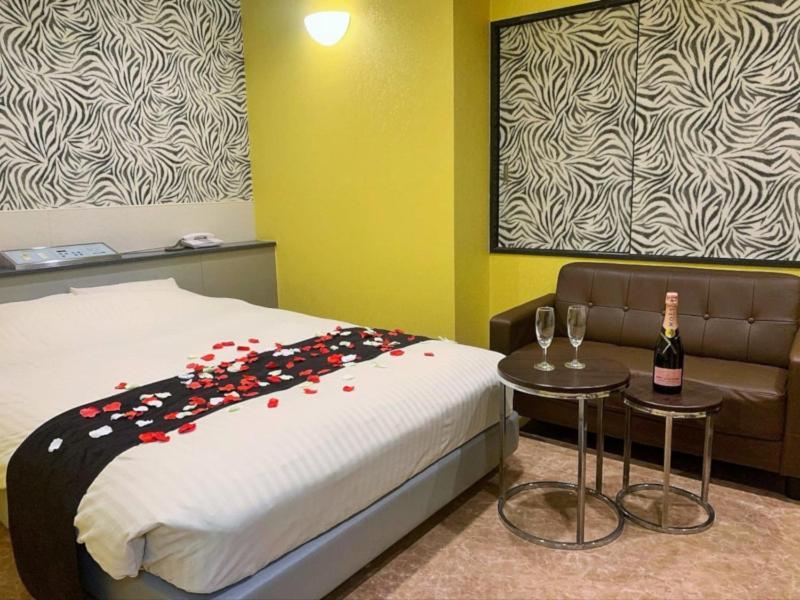 Hotel Newmie (Adults Only) Tokio Buitenkant foto